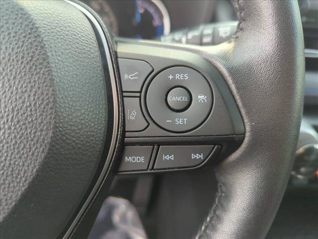 Used 2021 Toyota RAV4 XSE w/ XSE Grade Weather Package AWD/4WD image 15