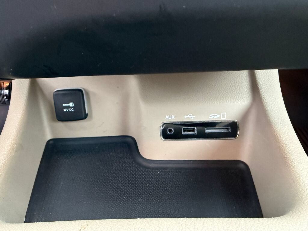 Used 2014 Dodge Durango Citadel w/ Technology Group AWD/4WD image 30