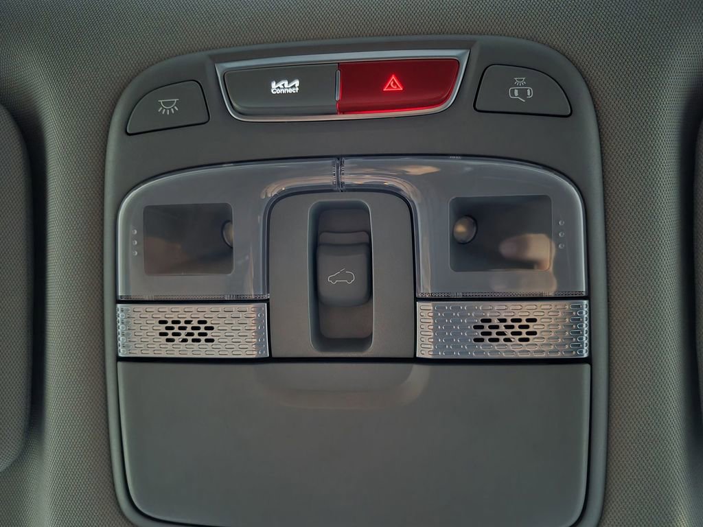 Certified 2025 Kia Telluride S image 27