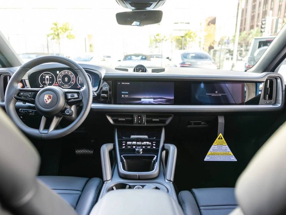 Certified 2026 Porsche Cayenne Coupe AWD/4WD image 36