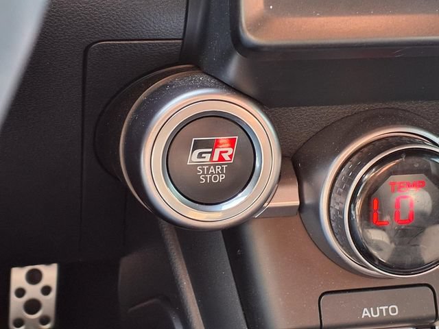 Used 2025 Toyota GR86 Premium RWD image 14