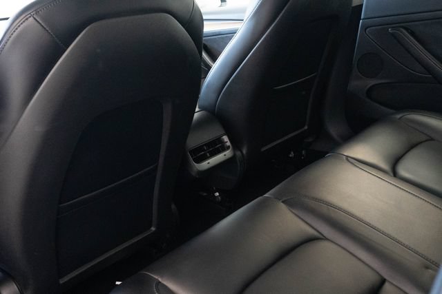 Used 2021 Tesla Model 3 Standard Range Plus RWD image 11