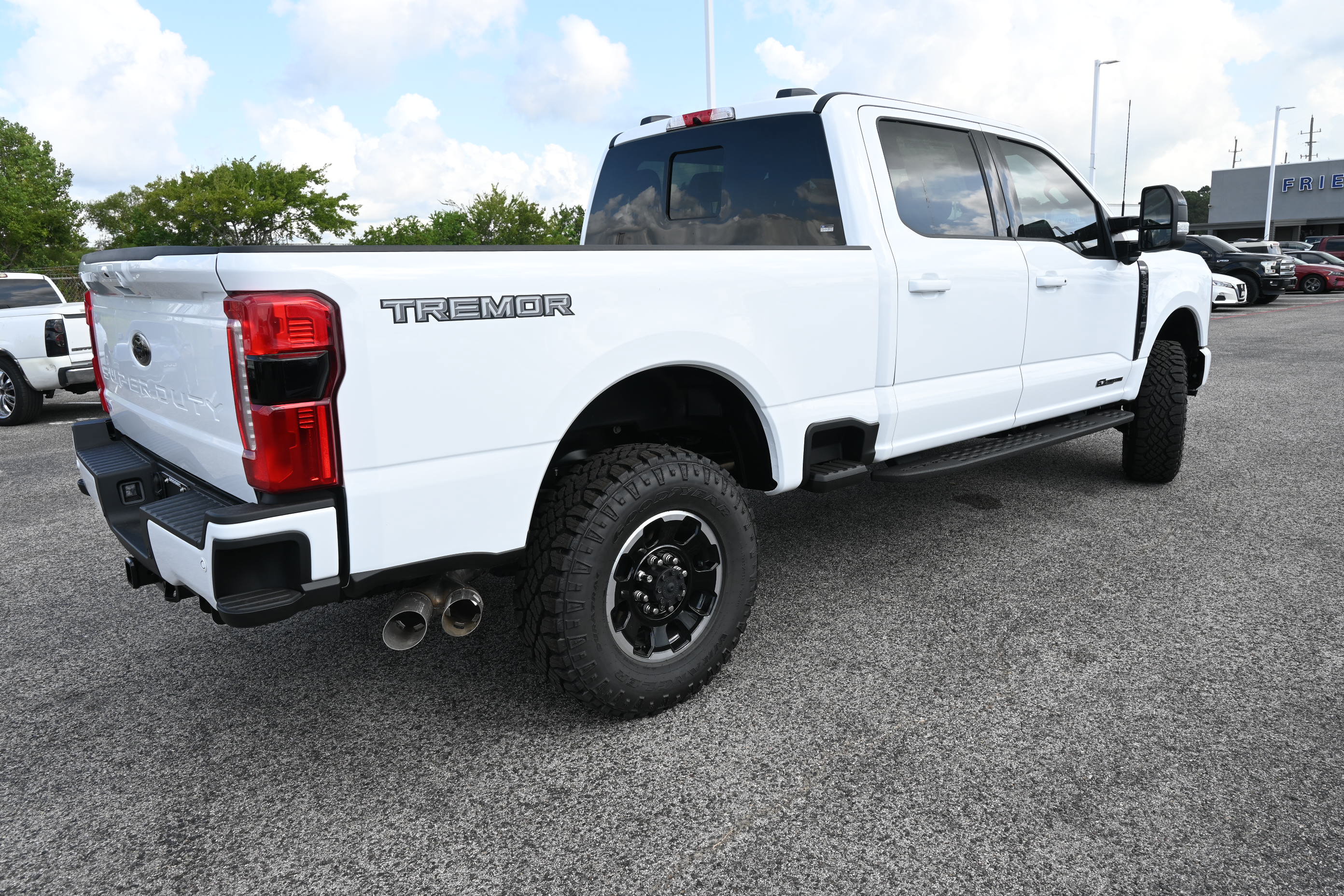 New 2026 Ford F250 Lariat w/ Tremor Off-Road Package AWD/4WD image 3