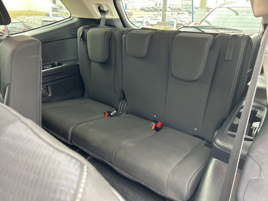 Used 2023 Subaru Ascent Premium image 11