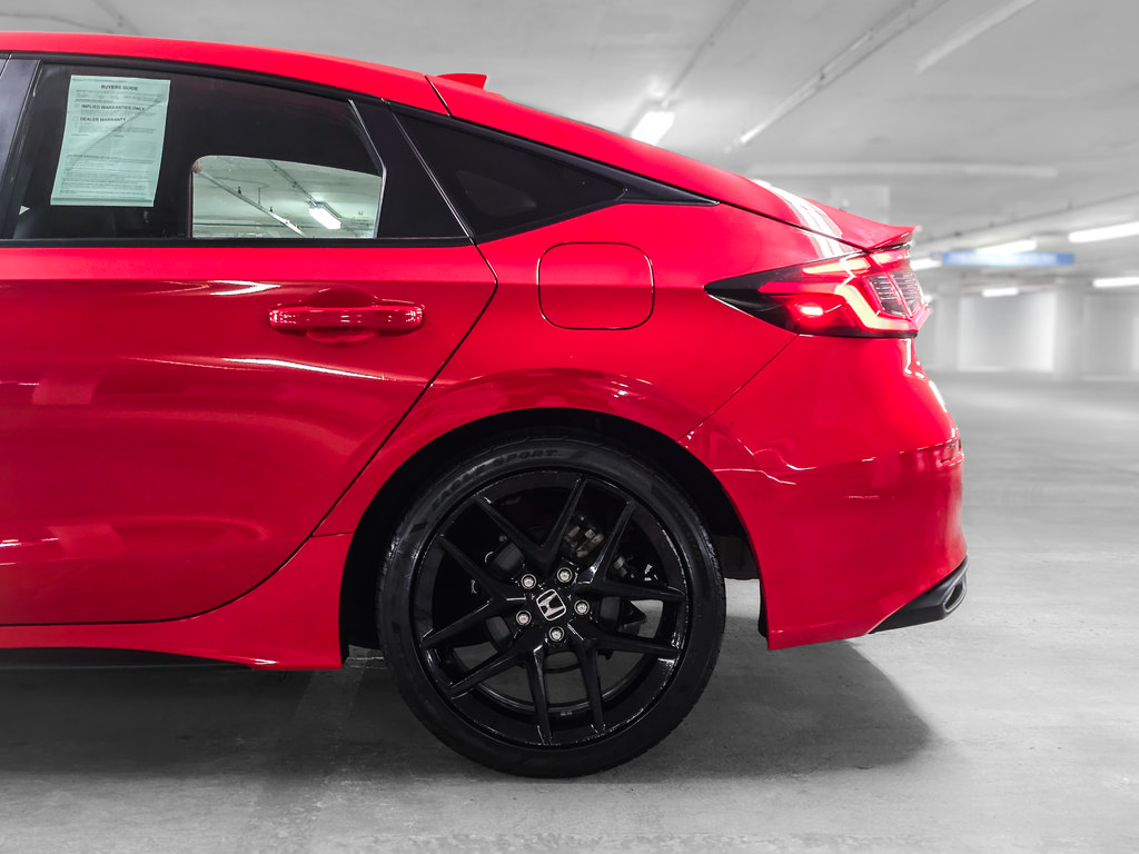 Used 2023 Honda Civic Sport image 15
