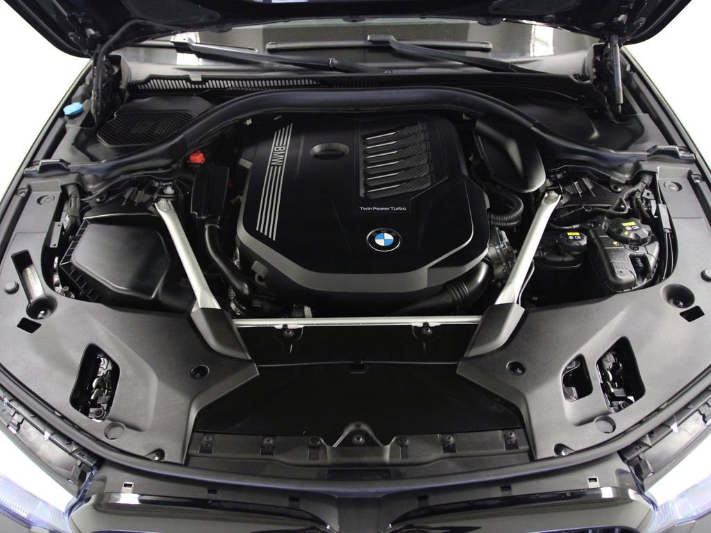 Used 2020 BMW 540i xDrive w/ M Sport Package image 12