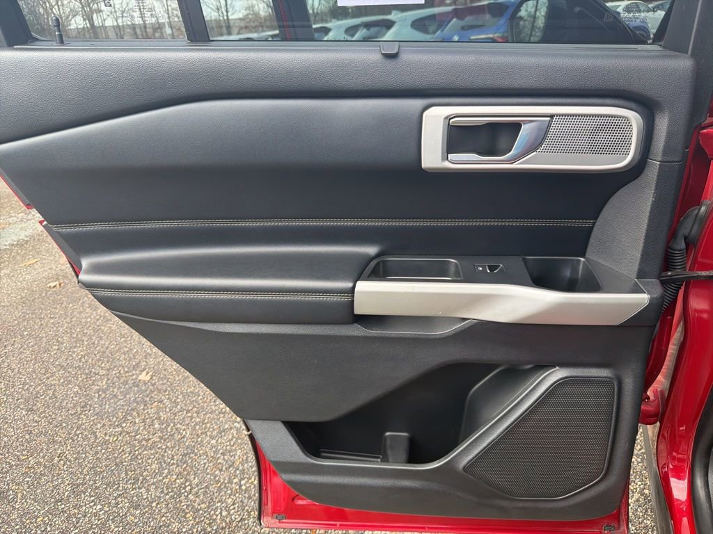 Used 2020 Ford Explorer Limited w/ Class III Trailer Tow Package image 21