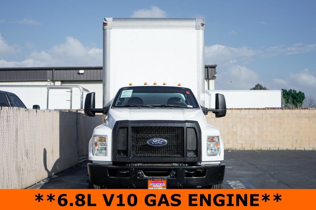 Used 2017 Ford F650 2WD Regular Cab Super Duty image 3