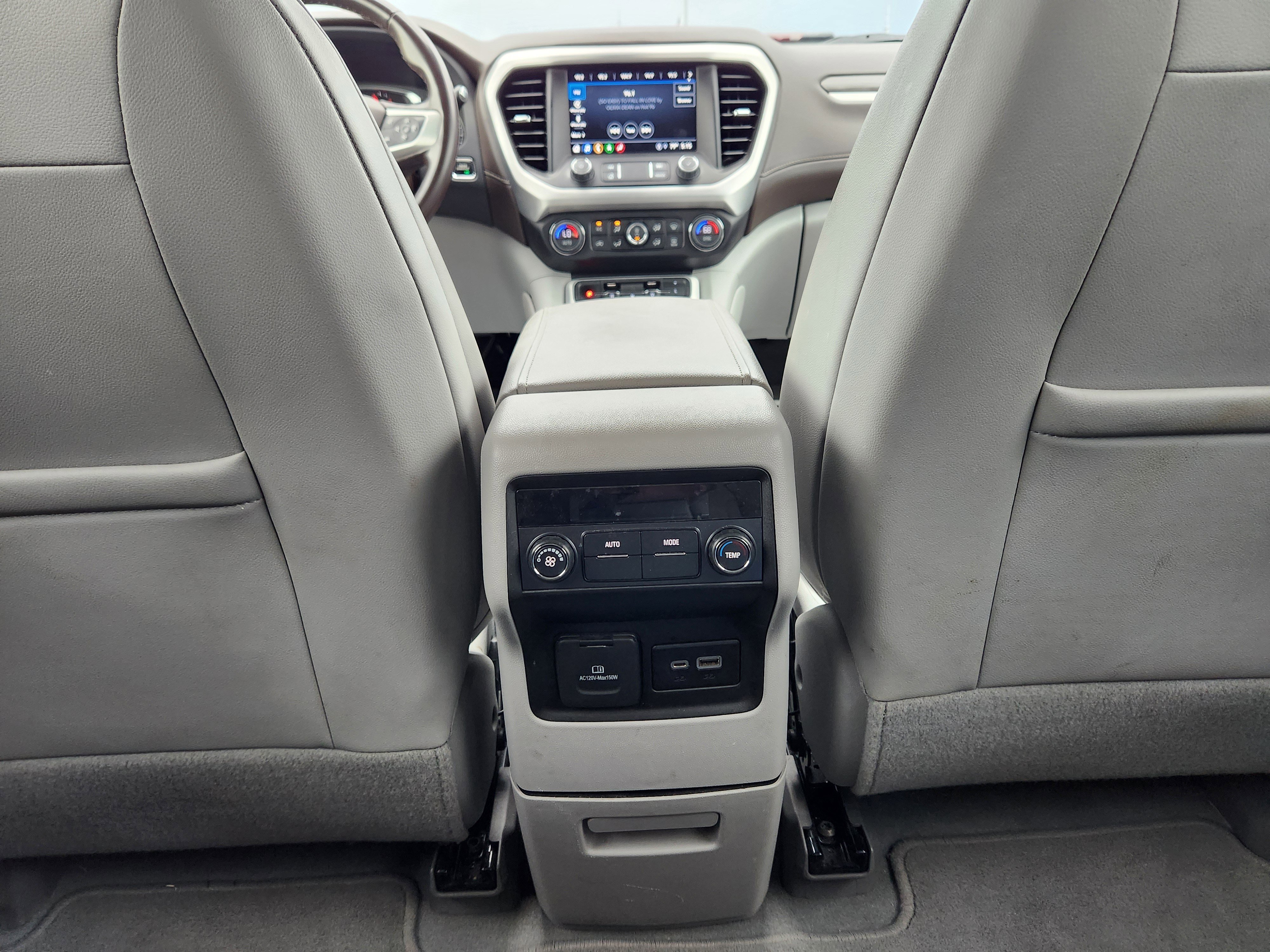 Used 2023 GMC Acadia SLT image 14