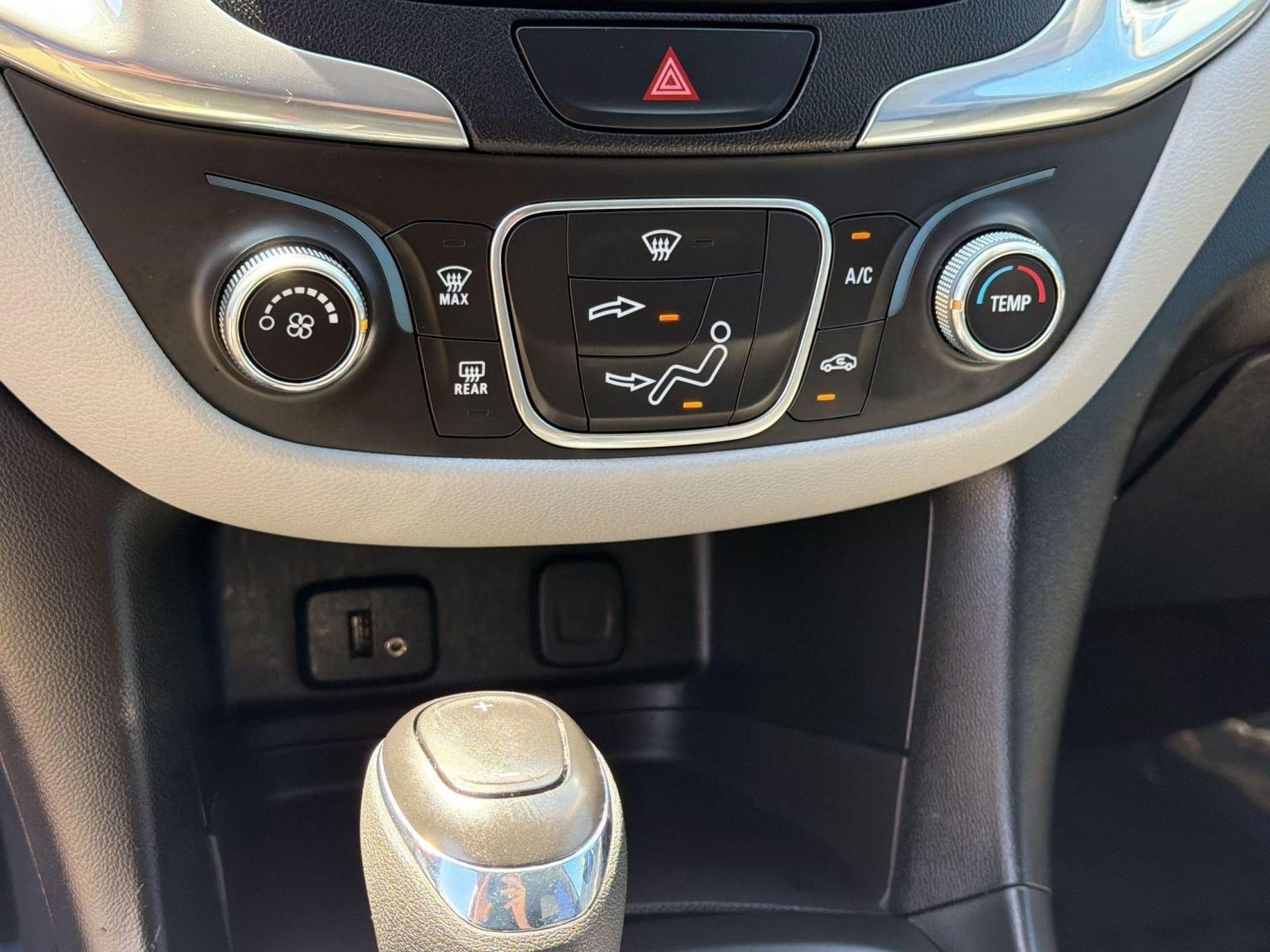 Used 2018 Chevrolet Equinox LS FWD image 17