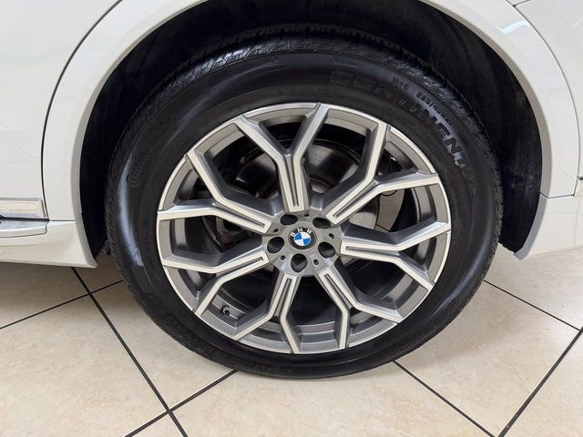 Used 2025 BMW X7 xDrive40i image 26