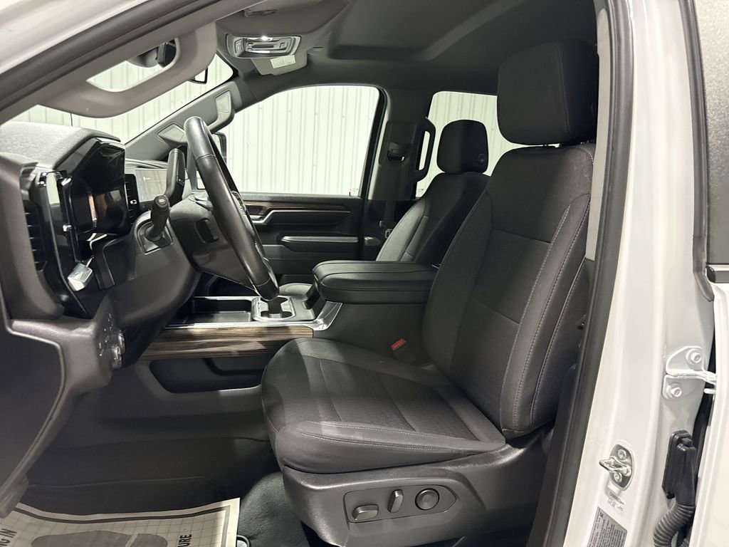 Used 2025 Chevrolet Silverado 2500 LT w/ Trail Boss Package AWD/4WD image 20