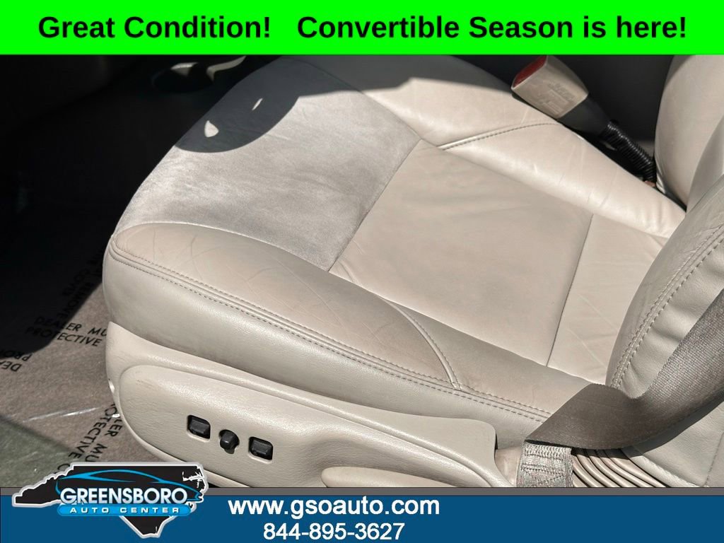 Used 2004 Chrysler Sebring Limited w/ Driver Convenience Group FWD image 12