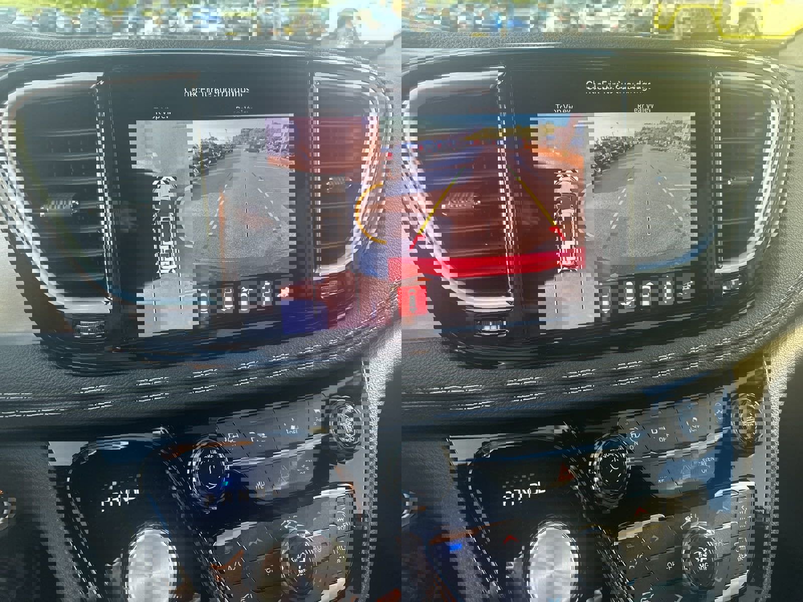 New 2024 Chrysler Pacifica Premium image 35