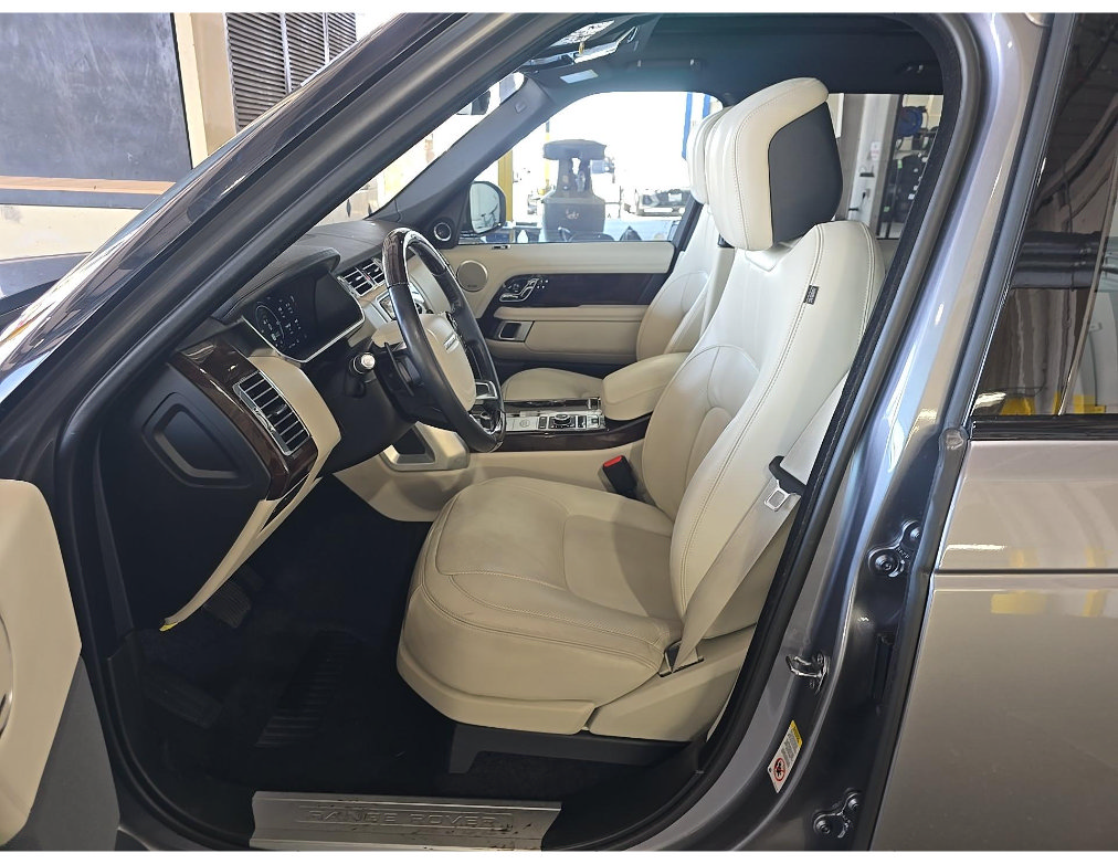 Used 2021 Land Rover Range Rover HSE AWD/4WD image 7