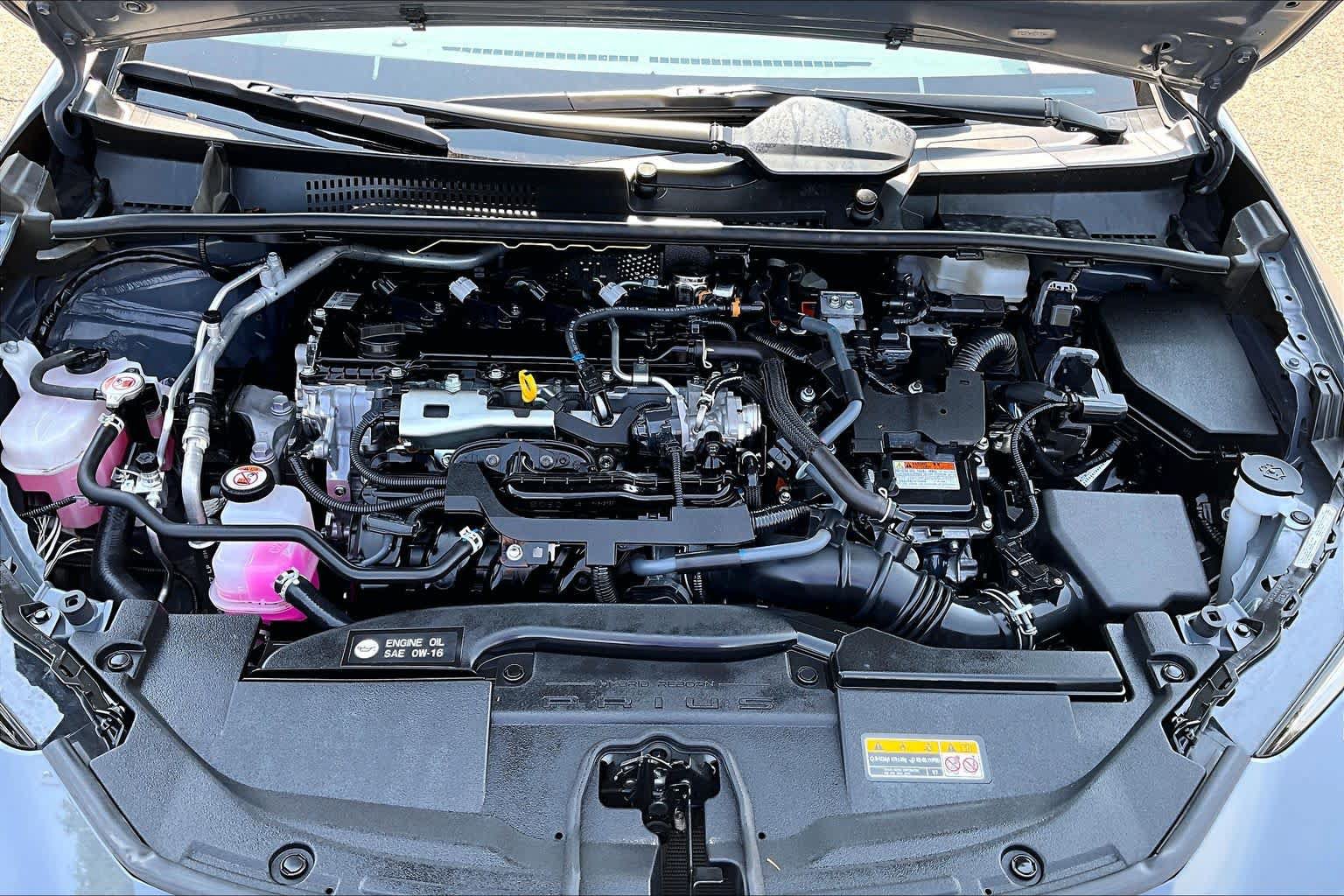 Used 2024 Toyota Prius XLE FWD image 31