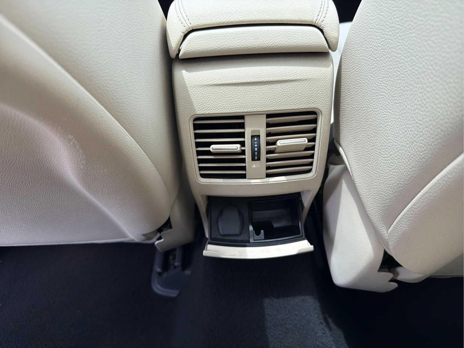 Used 2019 Mercedes-Benz GLA 250 image 35