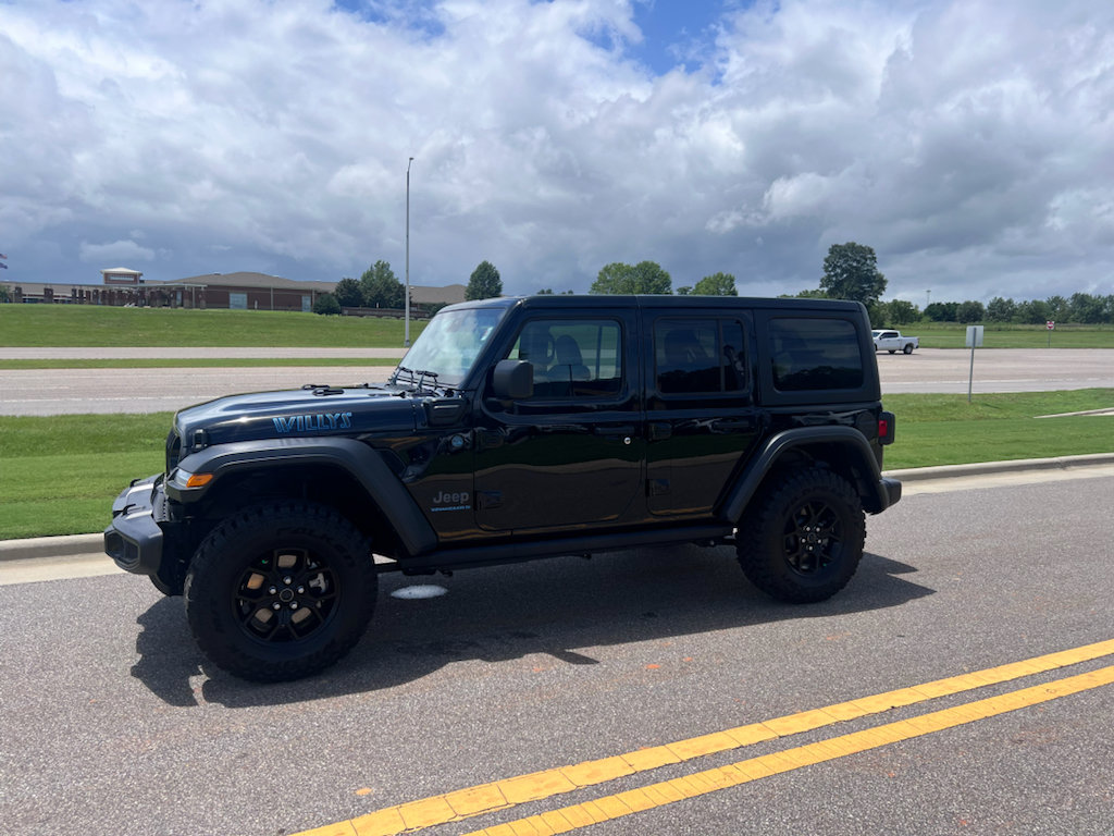 Certified 2025 Jeep Wrangler Unlimited Sport S 4xe AWD/4WD image 8