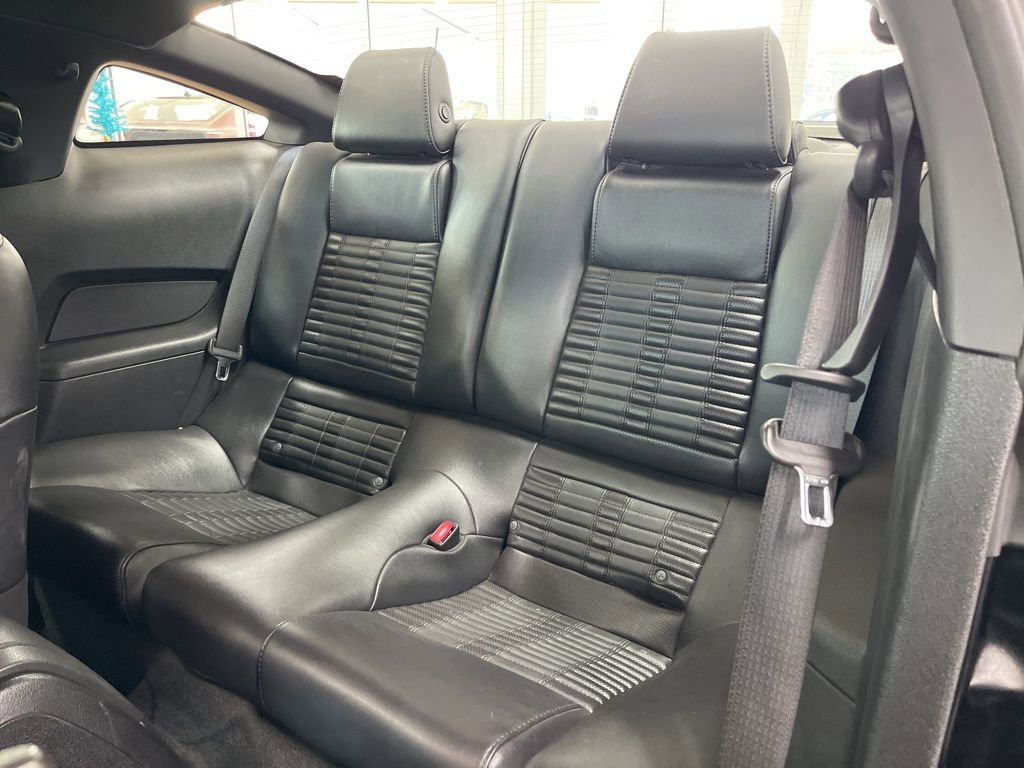 Used 2012 Ford Mustang Shelby GT500 w/ SVT Performance Pkg image 21