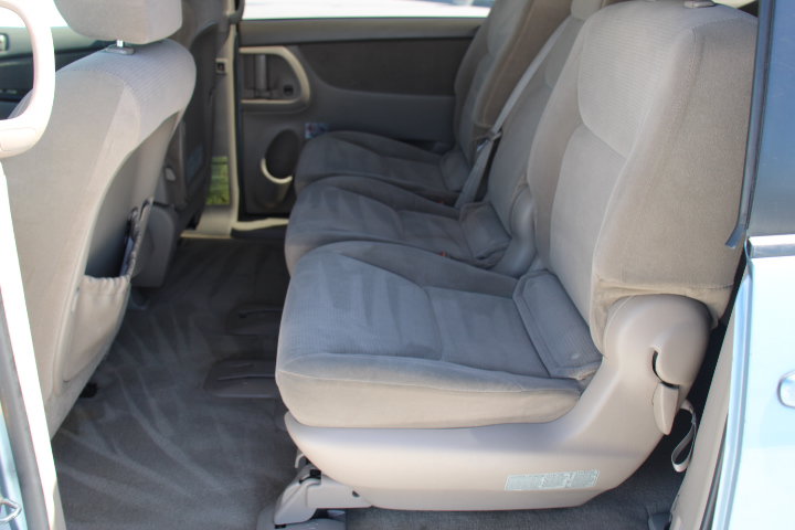 Used 2005 Toyota Sienna LE w/ LE Pkg 4 FWD image 12