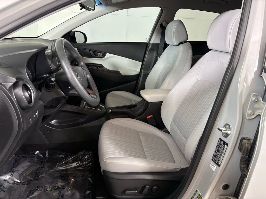 Used 2023 Hyundai Kona SEL image 16