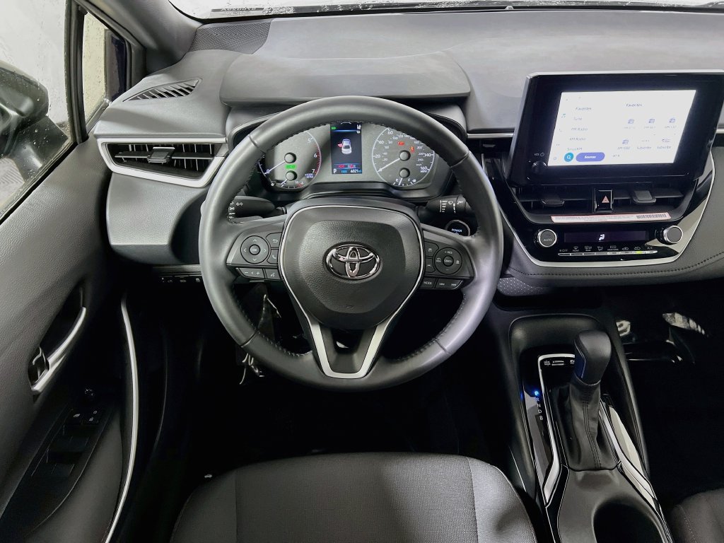 Certified 2024 Toyota Corolla SE FWD image 19