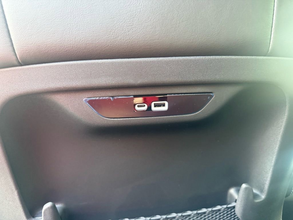 New 2025 Chrysler Pacifica Select image 44