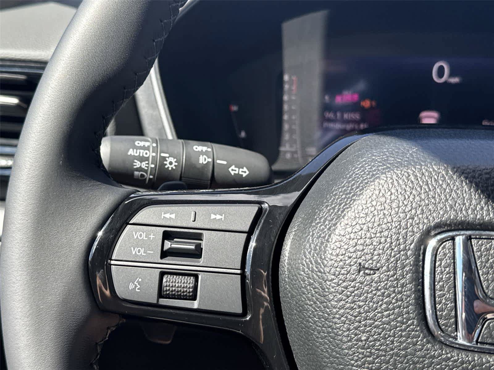 Used 2026 Honda Pilot Touring image 18