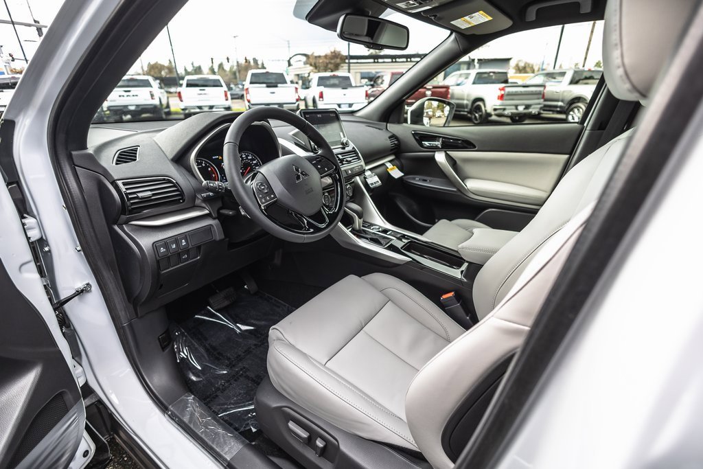 New 2026 Mitsubishi Eclipse Cross SEL image 18