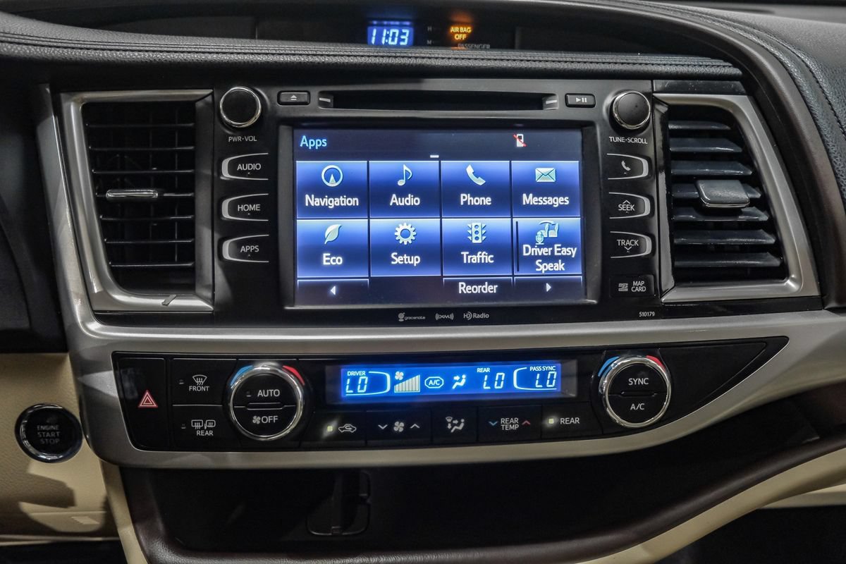 Used 2018 Toyota Highlander XLE FWD image 26