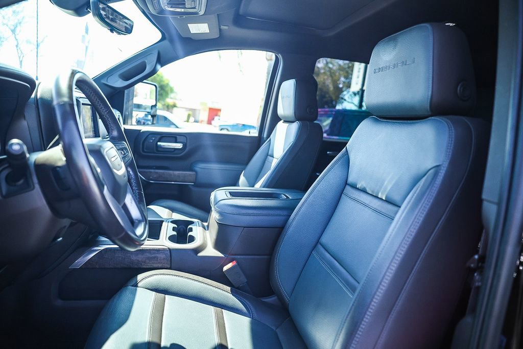 Used 2021 GMC Sierra 2500 Denali w/ Denali Black Diamond Edition image 29