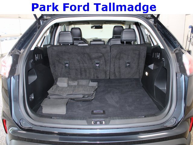 Used 2022 Ford Edge SEL image 5