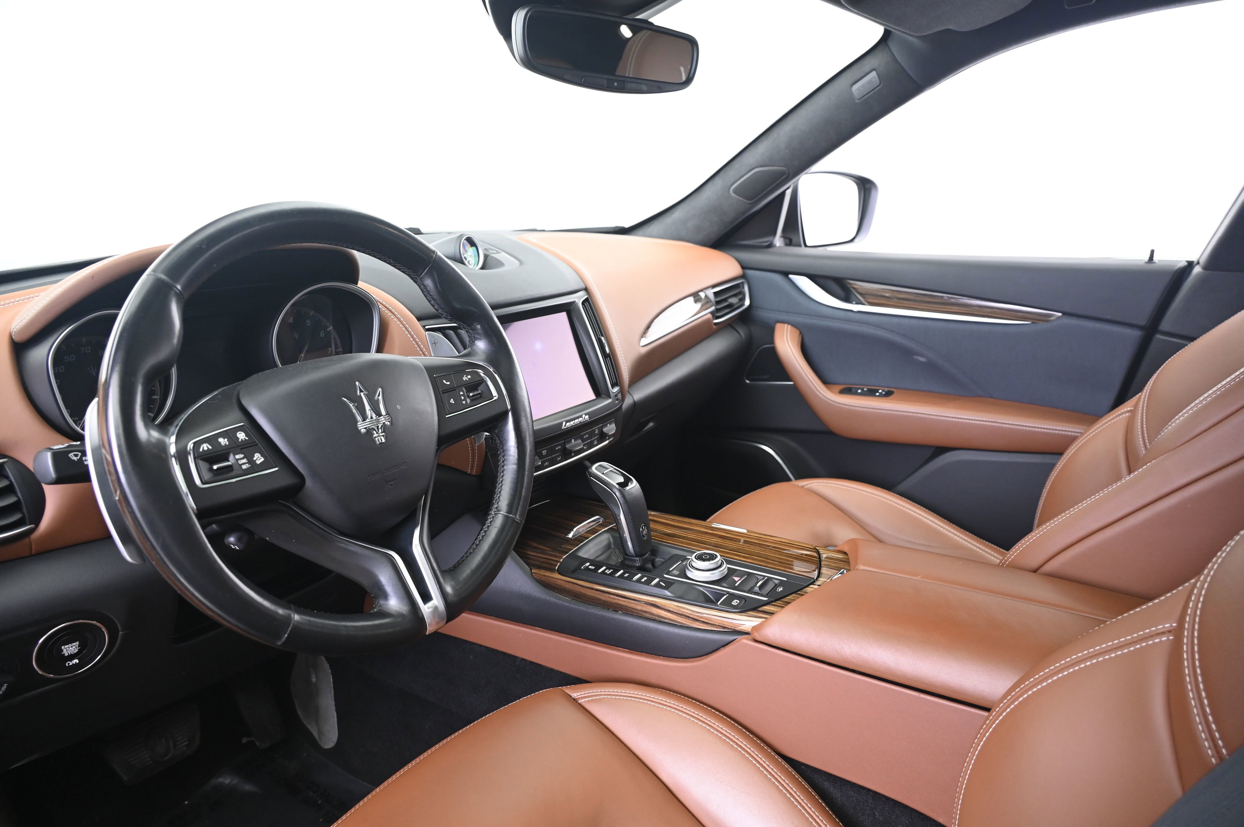 Used 2020 Maserati Levante S GranLusso AWD/4WD image 4
