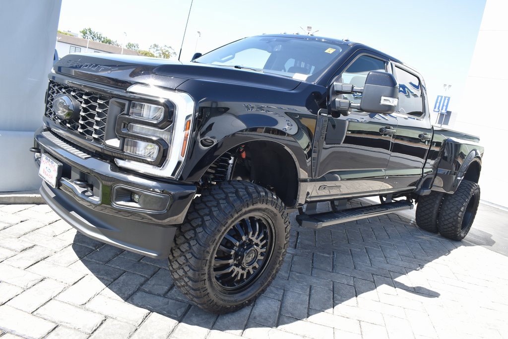 Used 2025 Ford F350 Lariat image 35