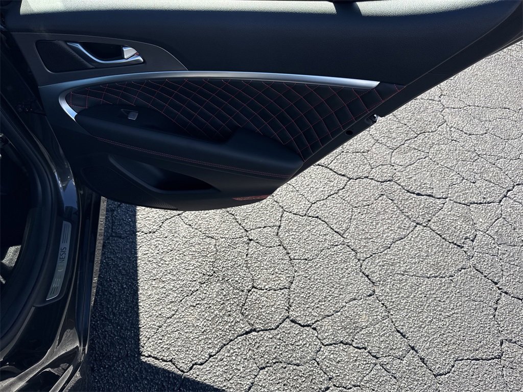 Used 2025 Genesis G70 3.3T Advanced w/ Sport Prestige Package image 16