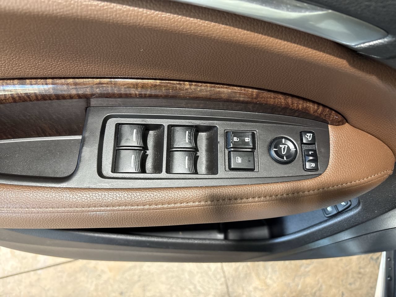 Used 2018 Acura MDX FWD w/ Technology Package image 13