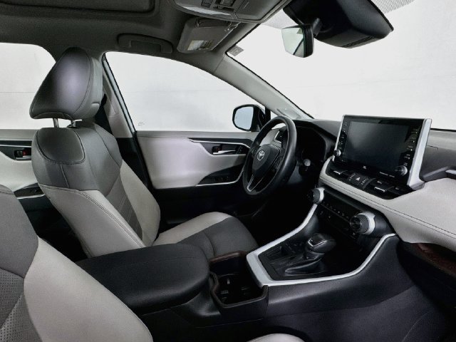 Used 2022 Toyota RAV4 Limited FWD image 26