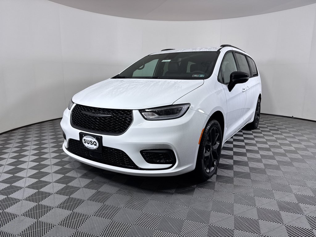 New 2026 Chrysler Pacifica Select w/ S Appearance Package AWD/4WD image 19