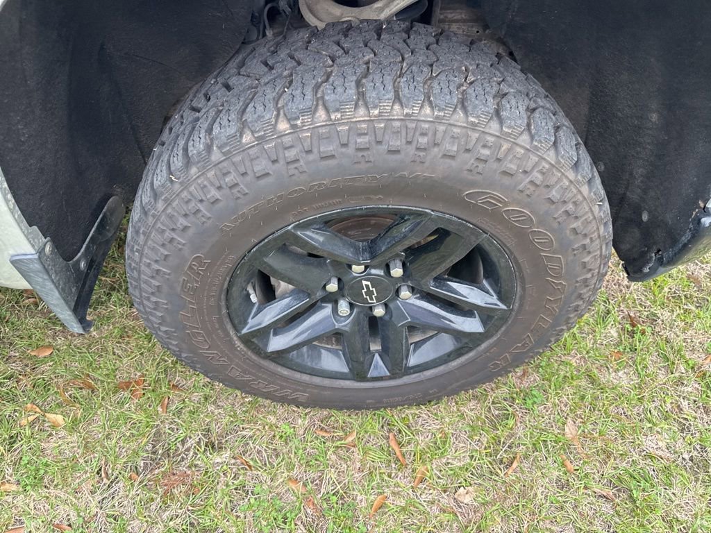 Used 2019 Chevrolet Silverado 1500 Custom Trail Boss w/ Custom Convenience Package image 14