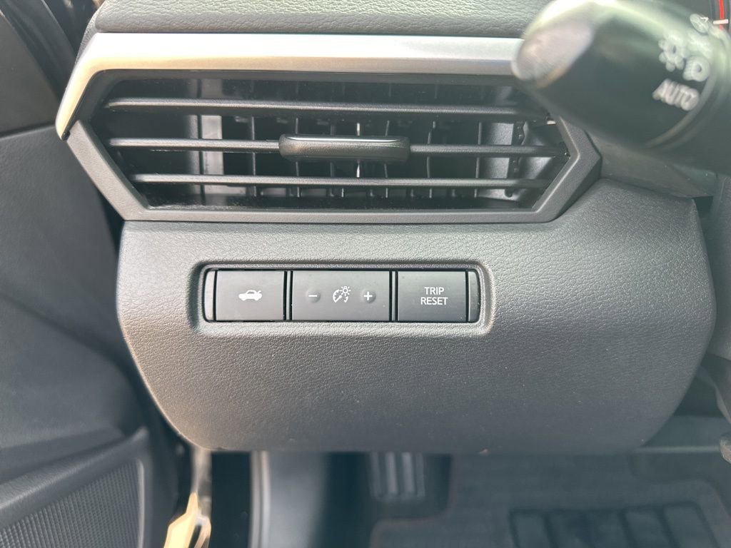 Used 2022 Nissan Altima 2.5 SR image 13