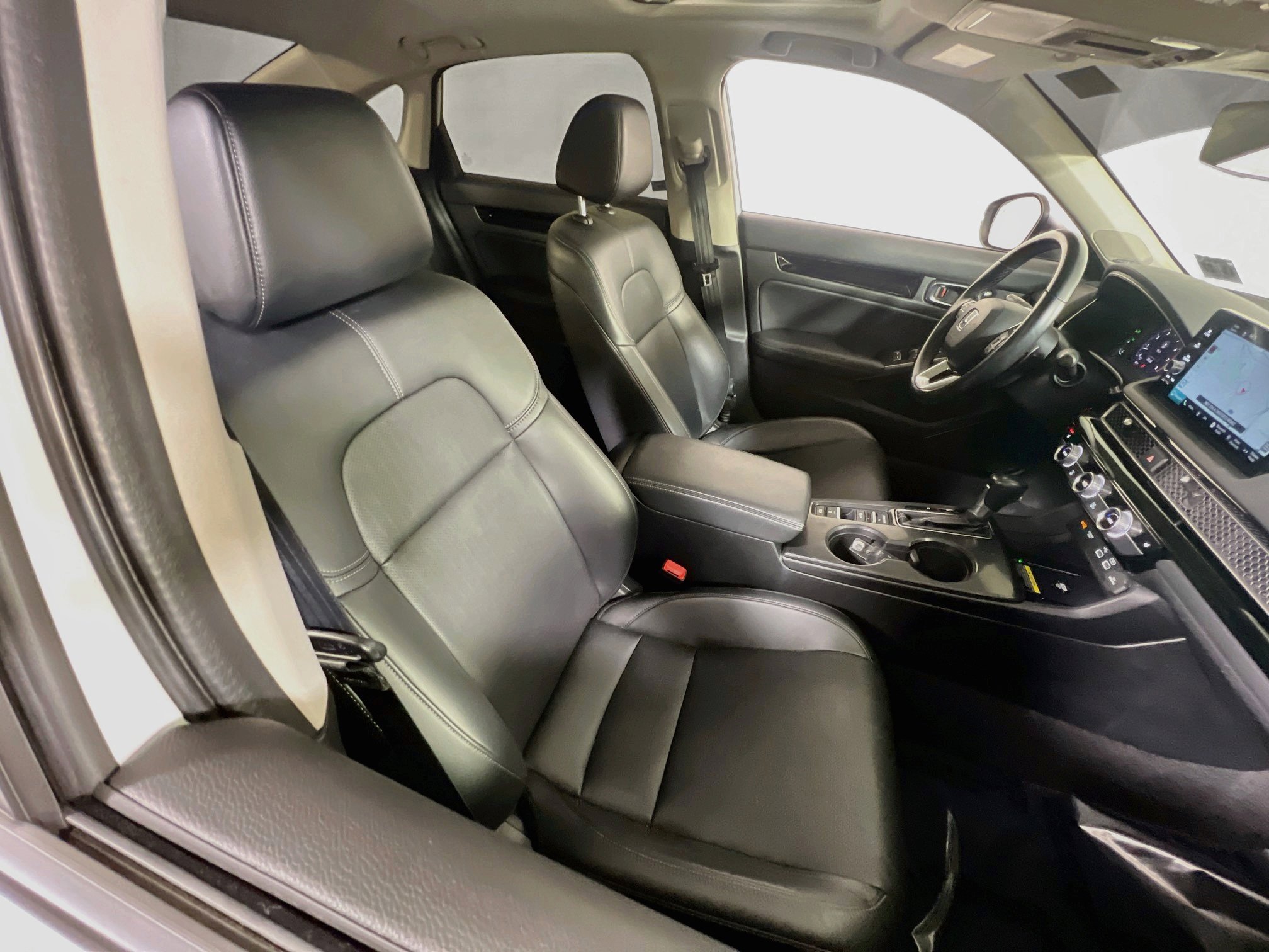 Used 2022 Honda Civic Touring image 28