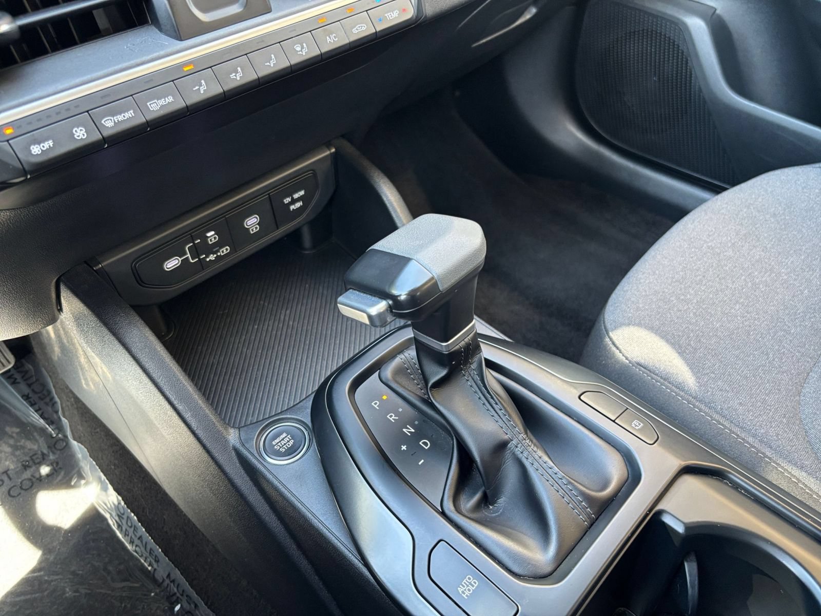 Used 2025 Kia K4 FWD image 40