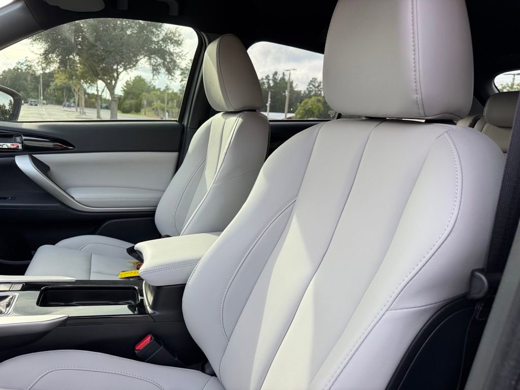 New 2025 Mitsubishi Eclipse Cross SEL image 30