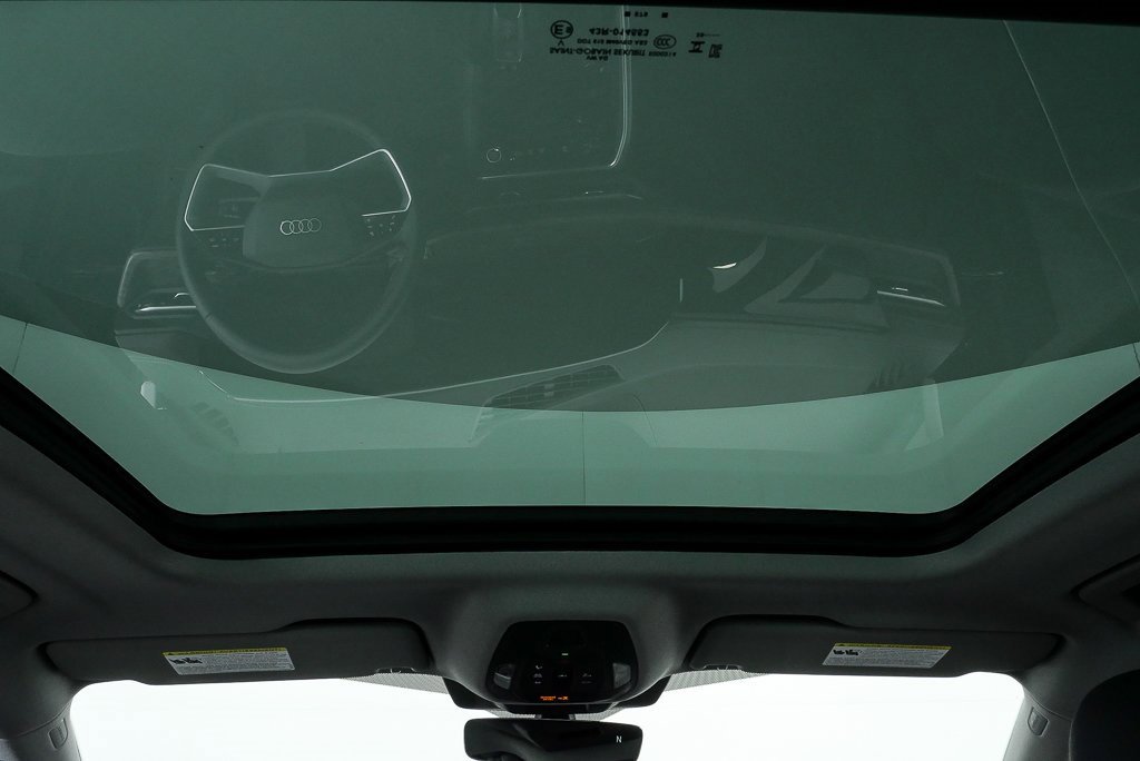 Certified 2025 Audi Q5 Premium w/ Convenience Package image 19