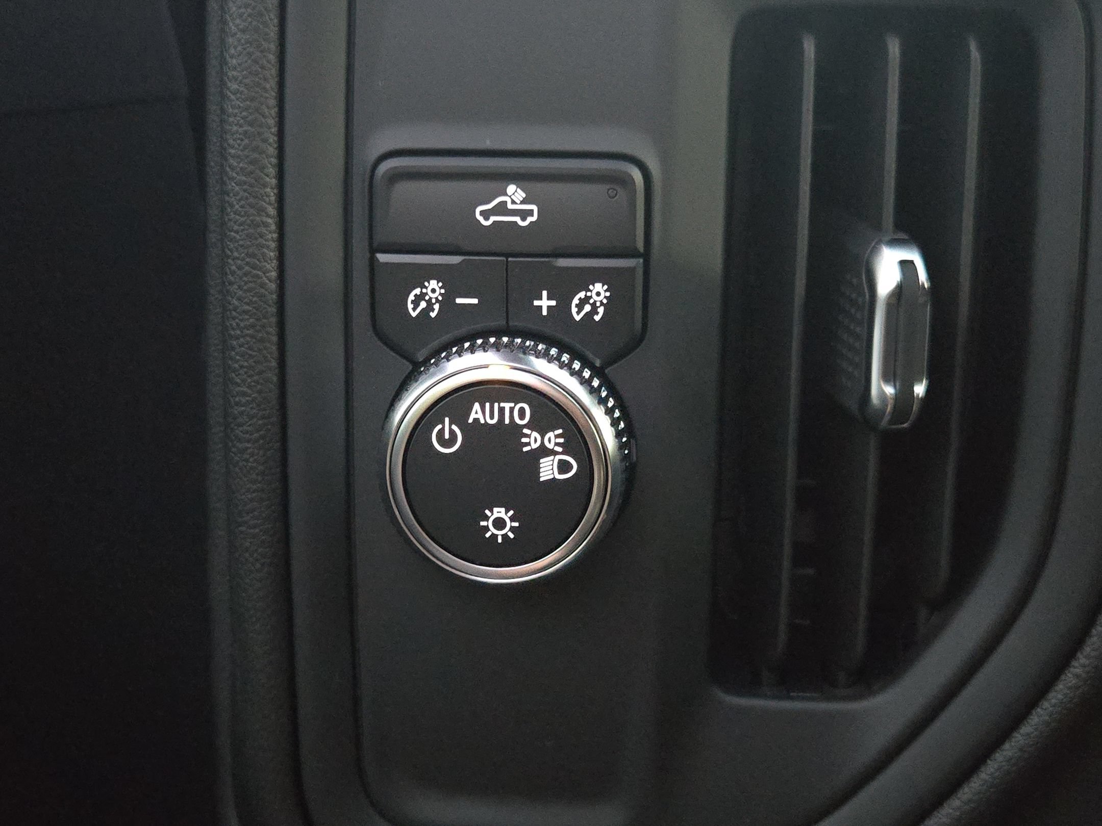 Used 2025 GMC Sierra 1500 Pro w/ Pro Value Package RWD image 25