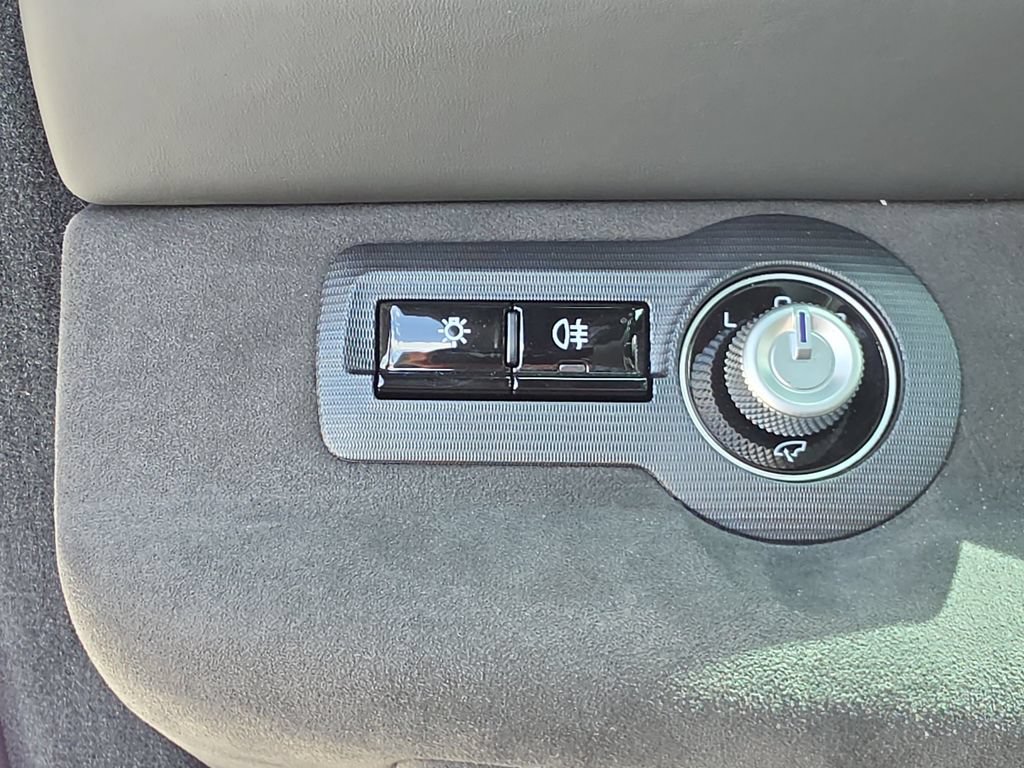 Used 2022 Maserati MC20 Coupe RWD image 19