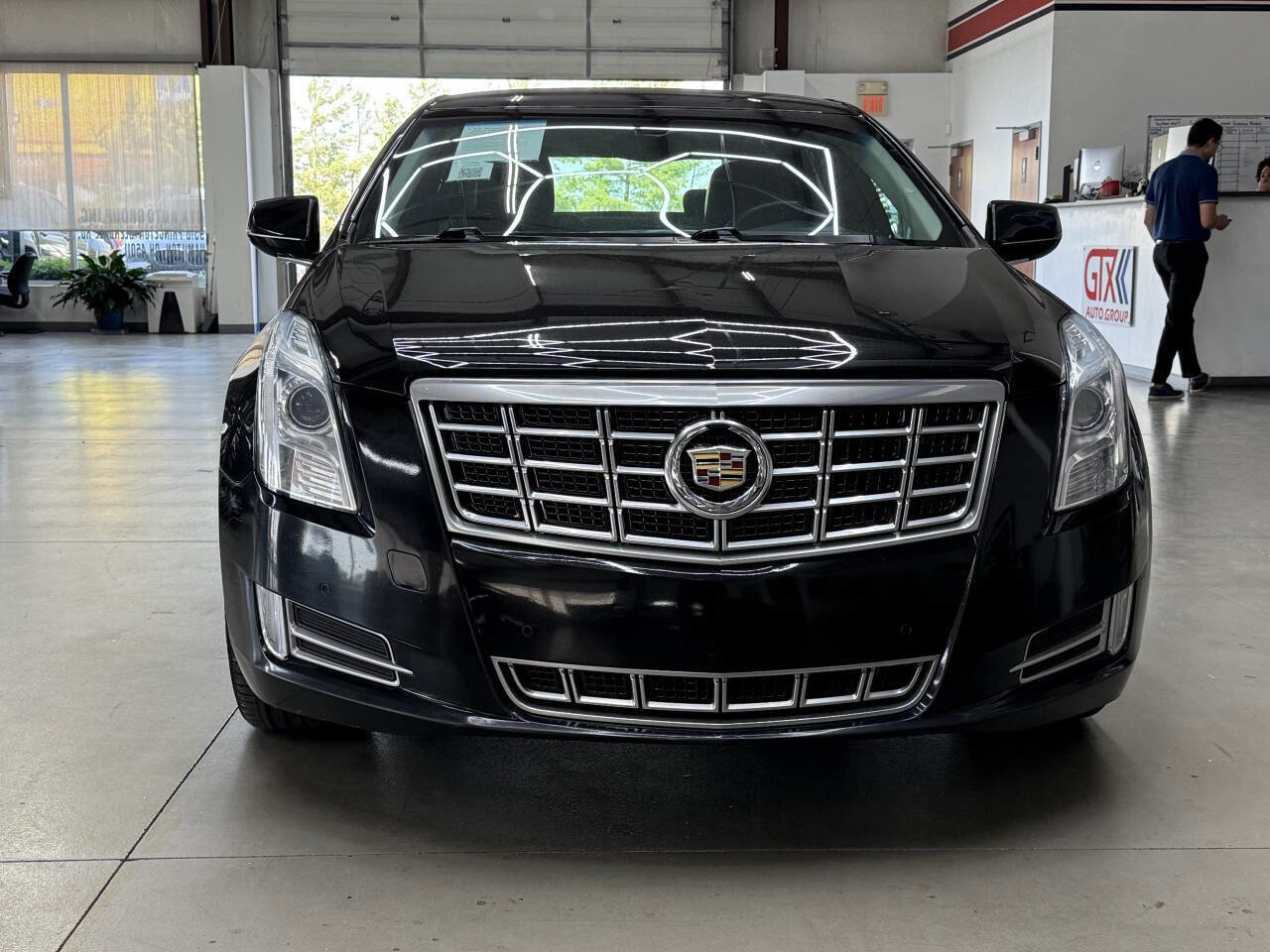 Used 2015 Cadillac XTS Luxury AWD/4WD image 4