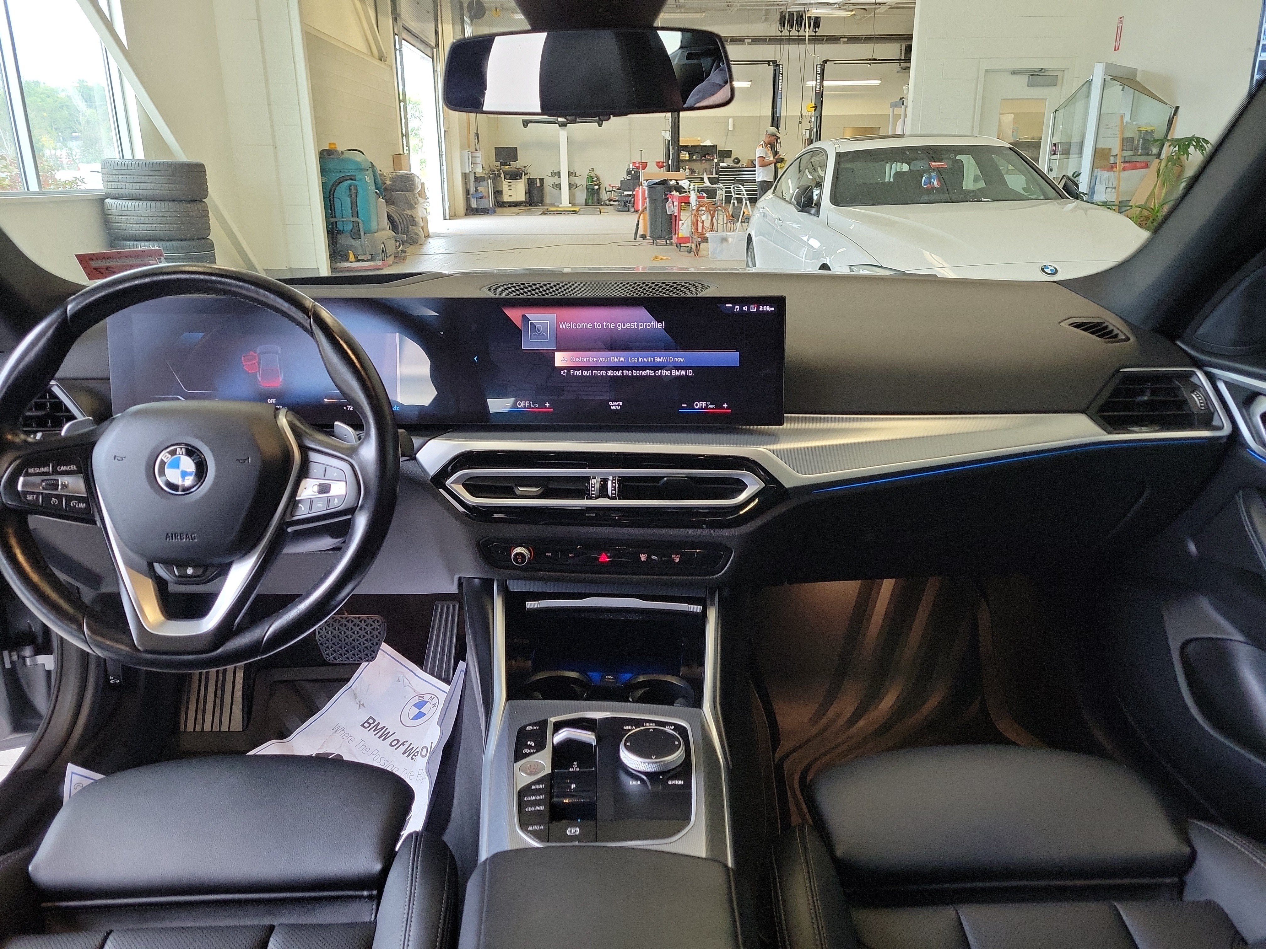 Used 2024 BMW 430i Gran Coupe xDrive w/ Premium Package AWD/4WD image 18