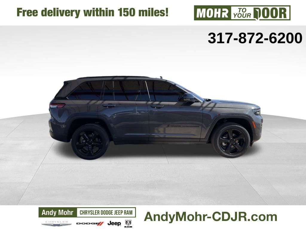 Used 2024 Jeep Grand Cherokee Limited w/ Luxury Tech Group II image 8