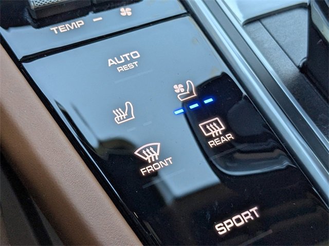 Used 2022 Porsche Cayenne S image 27